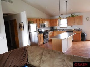 129 Timberwolf Ct, Mankato, MN 56001