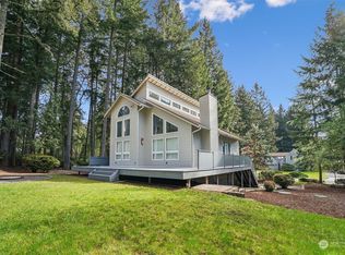 10904 Pioneer Dr, Anderson Island, WA