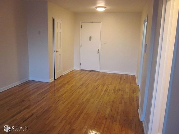4th image of 14345 Sanford Ave APT 610