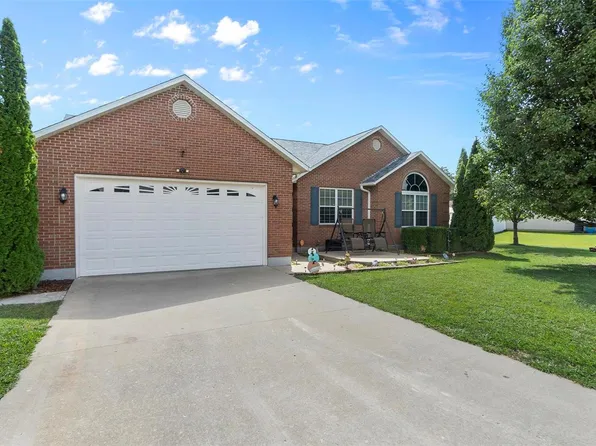 117 Parkview Dr, Scott City, MO 63780