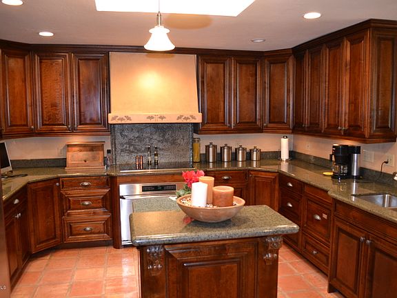4th image of 6816 W Pershing Ave