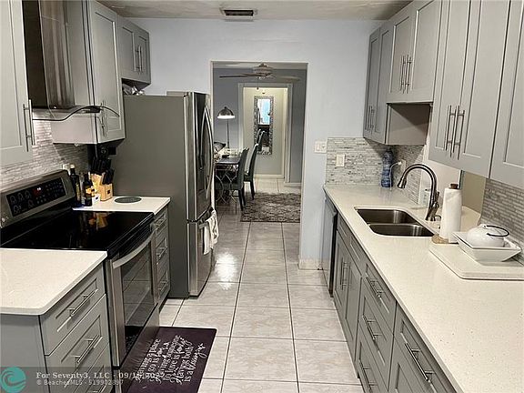 2nd image of 14387 Amapola Dr