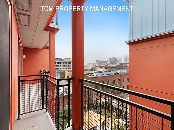 4th image of 668 S Lane St APT 607