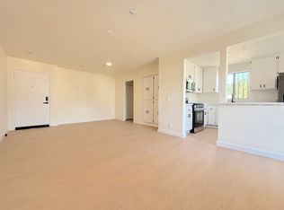 6079 La Prada St APT 305, Los Angeles, CA 90042