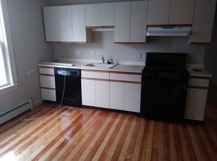 2 Norman Ave, Worcester, MA 01602