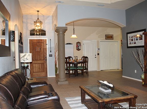 4th image of 171 Freedom Cir