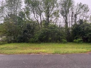 313 Little Farm Ln, Kathleen, GA 31047