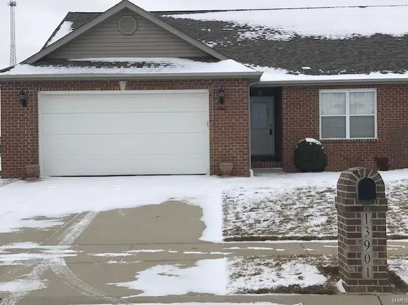 13901 Lincoln Dr, Breese, IL 62230