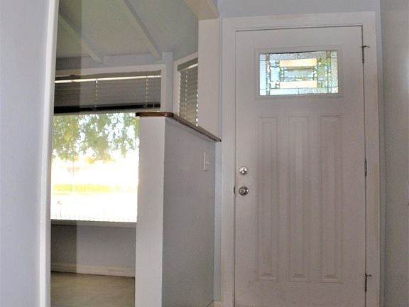 Front entrance to residence & hall