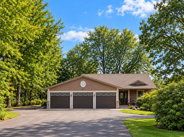 13585 Vernon Ave, Savage, MN 55378