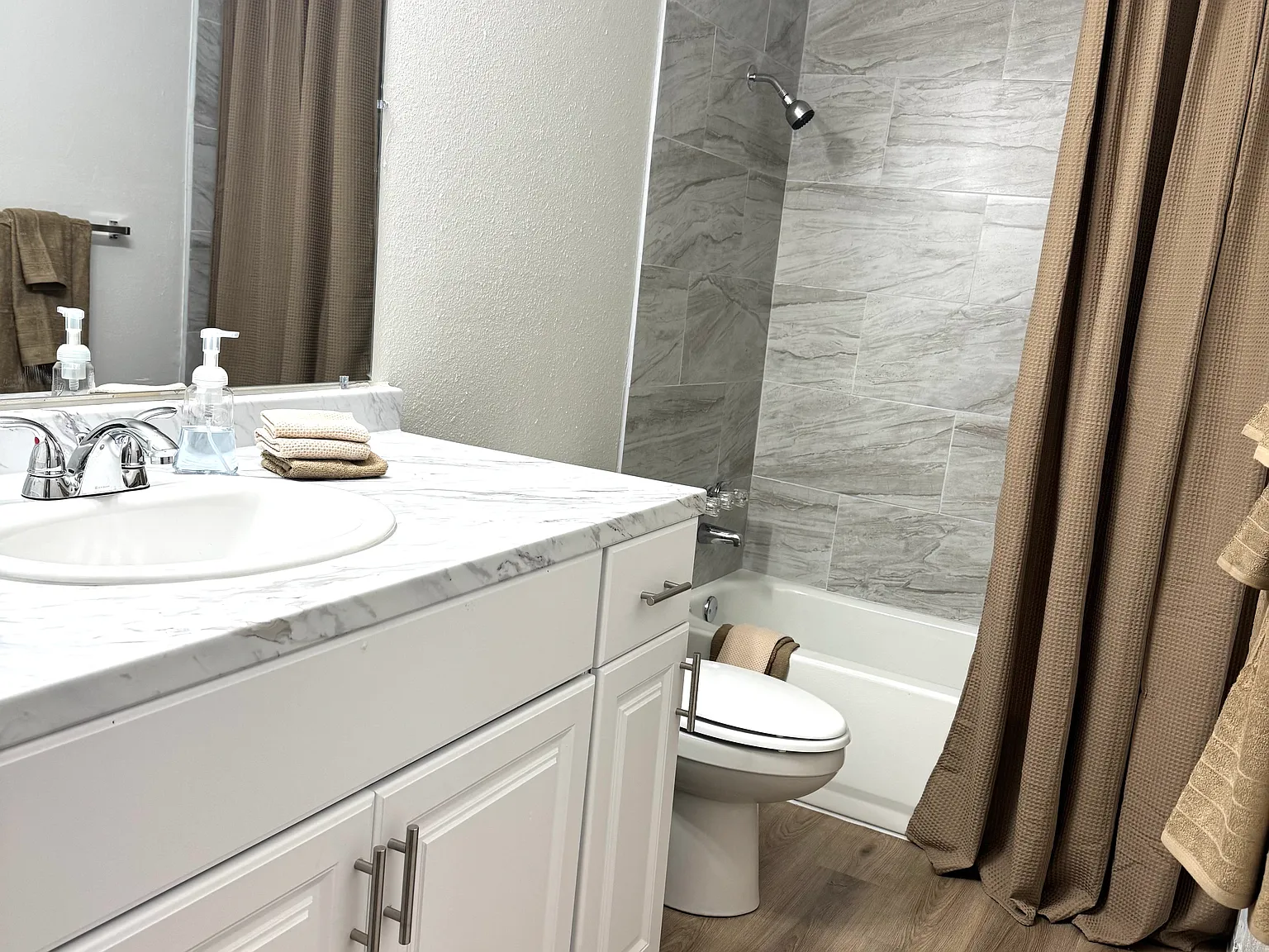 1 bed, 707 sqft, $1,129 — Photo 4