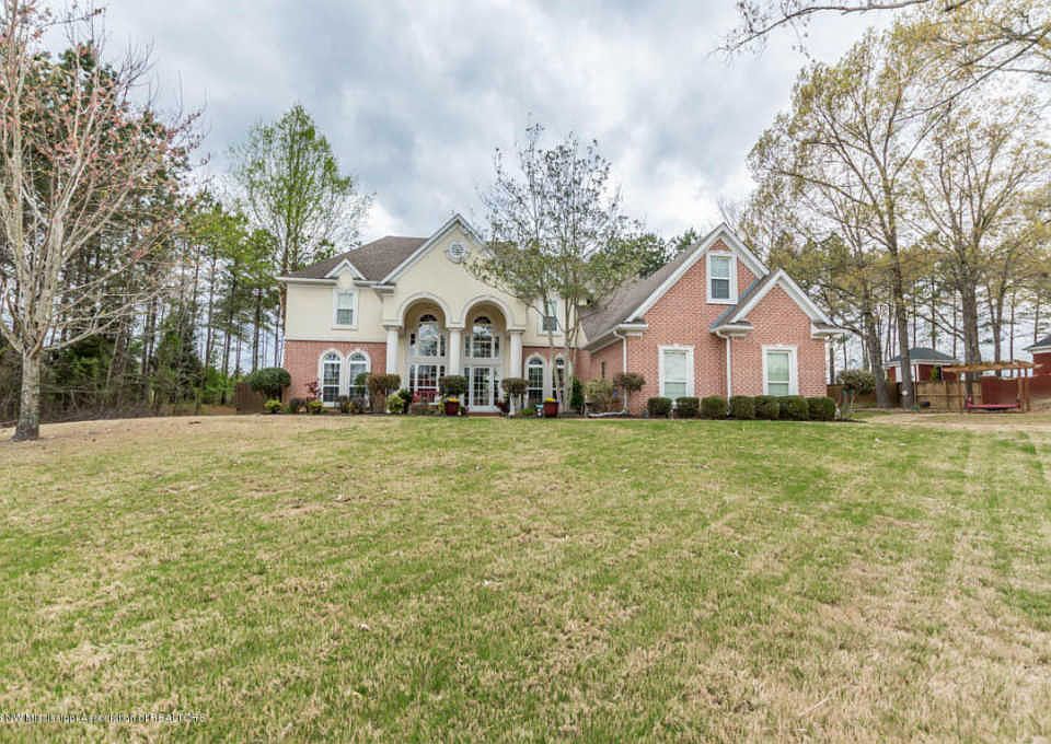 1st image of 5039 Meadow Pointe Dr #D