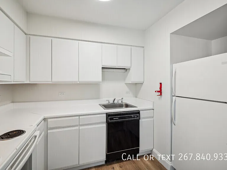 500 College Park Dr — Photo 15