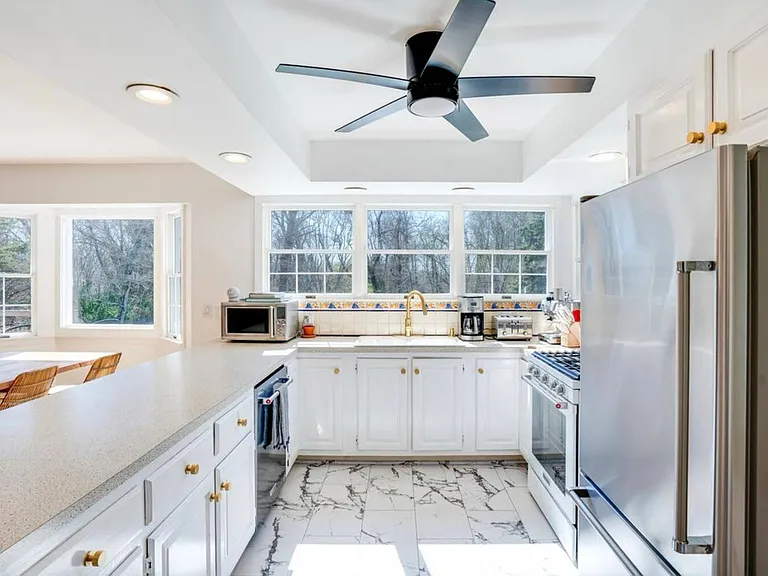 3 Orchard Ave — Photo 8