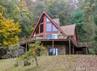 562 Silverleaf Rd, Zionville, NC 28698