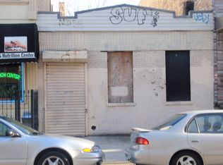 1818 Grove St, Ridgewood, NY 11385