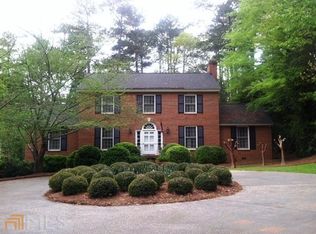 99 Lakeshore Dr, Lagrange, GA 30240