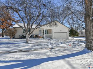 5120 NW 7th St, Lincoln, NE 68521