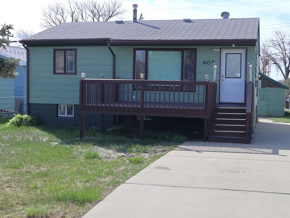 1st image of 607 N Sargent Ave