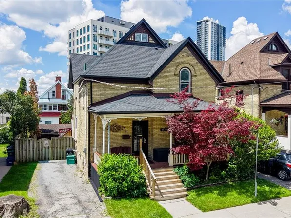51 Irvin St, Kitchener, ON N2H 1K7