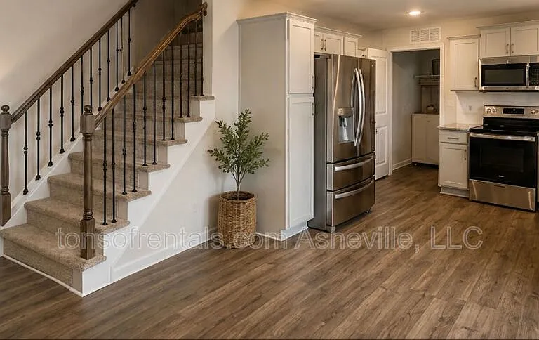 6 Chambers Garden Dr — Photo 5