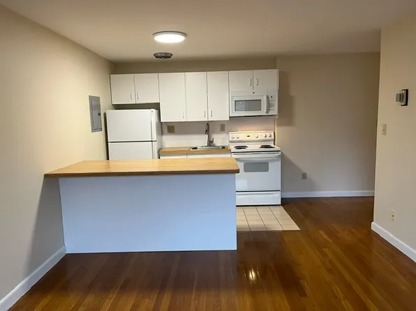 (undisclosed Address), Arlington, MA 02476