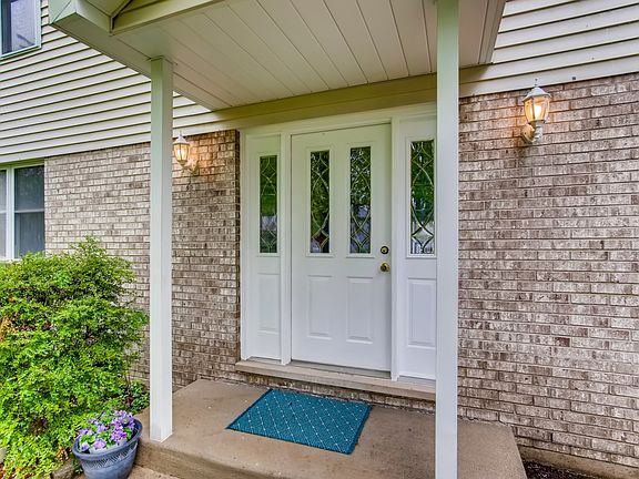 2nd image of 4729 River Dr