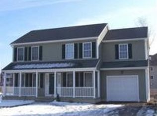 21 Pearson Dr, Springfield, MA 01119