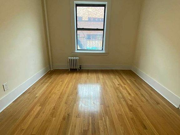 5th image of 32-25 90th St APT 2