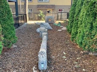 19025 SE Yamhill St #107, Portland, OR 97233