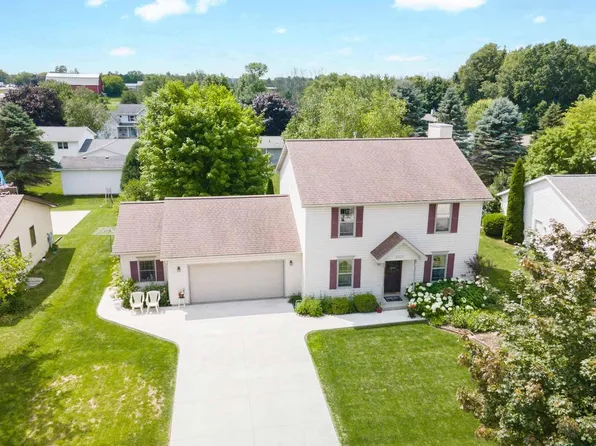 2327 Songbird COURT, Plymouth, WI 53073