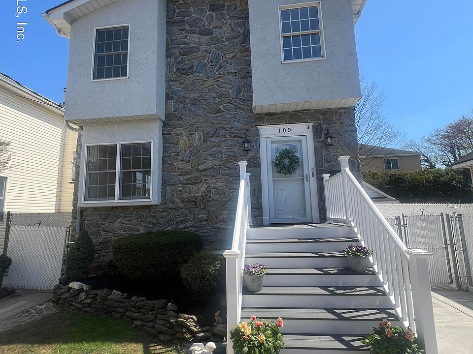 1st image of 109 Beacon Ave