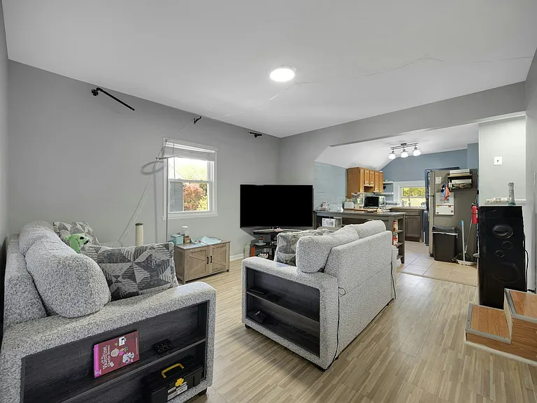460 Orchard St #2 — Photo 7