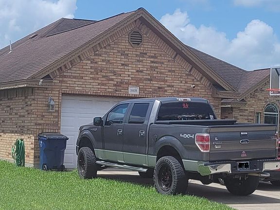 2nd image of 16698 Barnes Ct