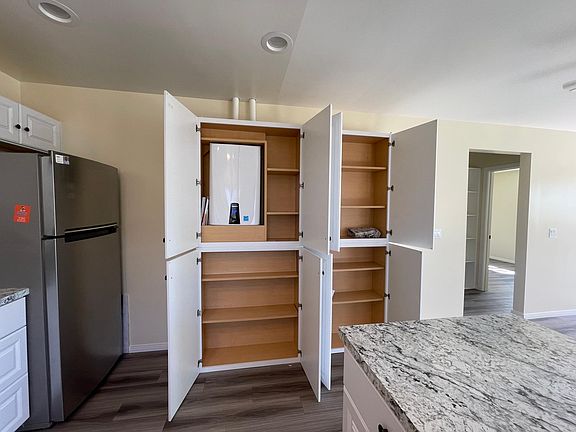 4th image of 3907 Vista Grande Dr