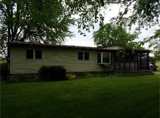 7285 N Bergen Rd, Bergen, NY 14416
