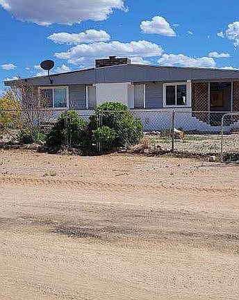 5th image of 16292 E Apache Ave