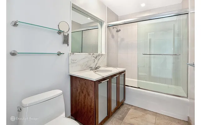 Rented by Douglas Elliman | media 33