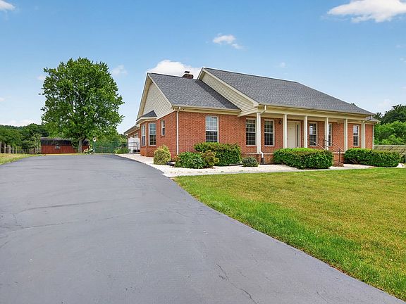 3rd image of 18158 Old Jonesboro Rd