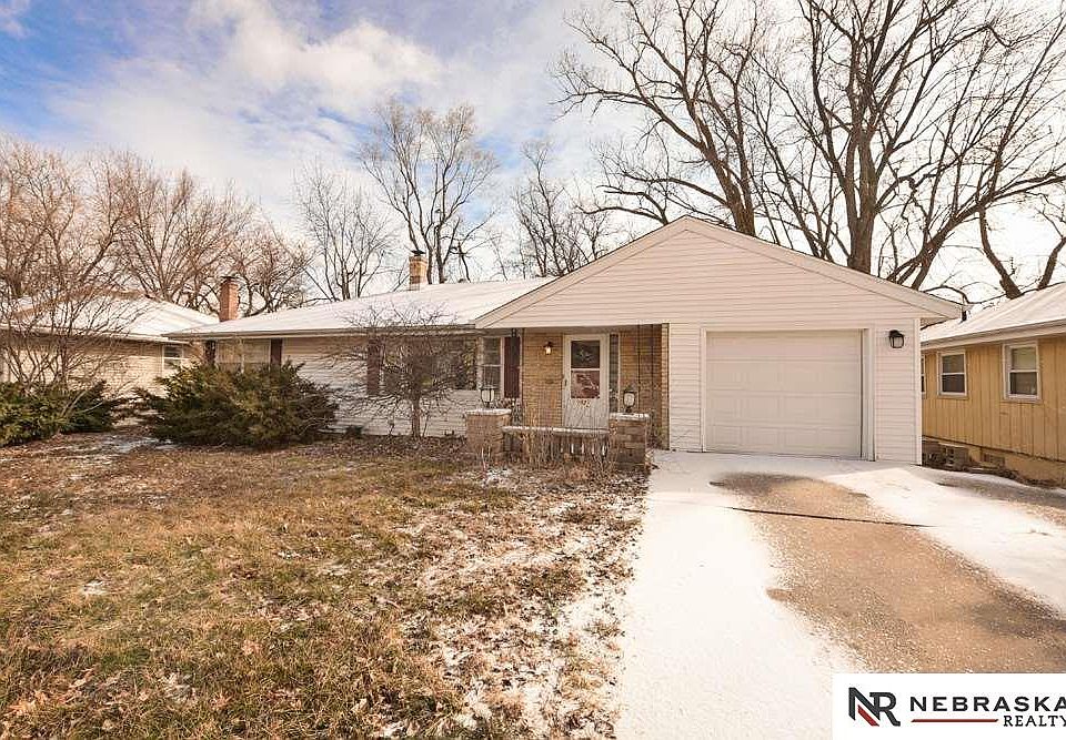 1st image of 1021 Parkway Dr