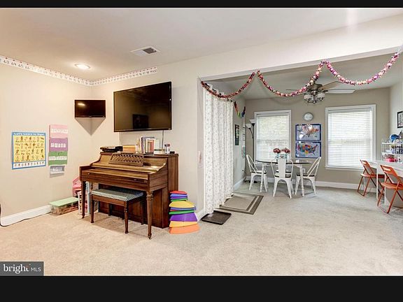 3rd image of 8990 Brewer Creek Pl