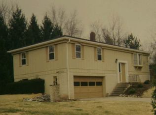 110 Circle Lane Dr, West Lafayette, IN 47906