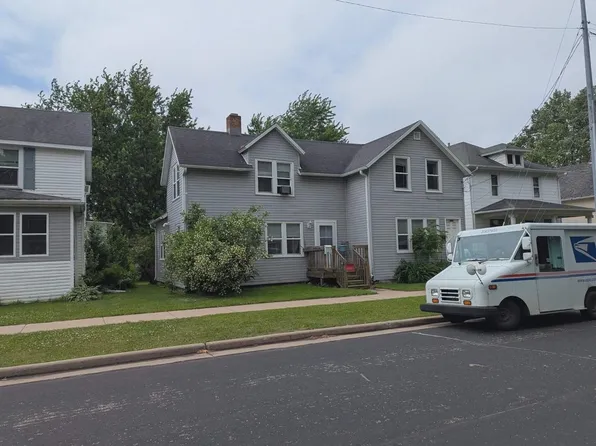 202 W ARNOLD STREET, Marshfield, WI 54449