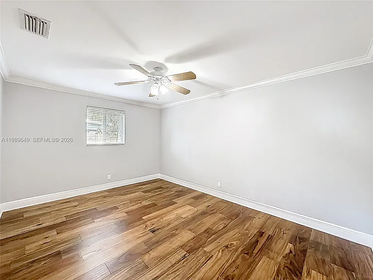 4330 SW 7th St — Photo 35