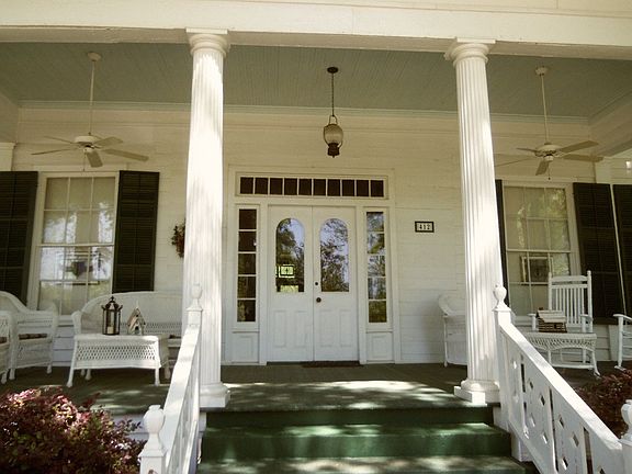 2nd image of 412 N Soda St