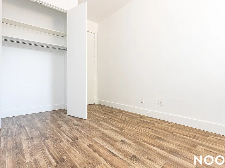 137 Hart St #1 — Photo 15