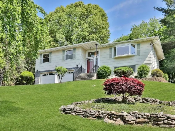 6 Reeback Drive, Ossining, NY 10562