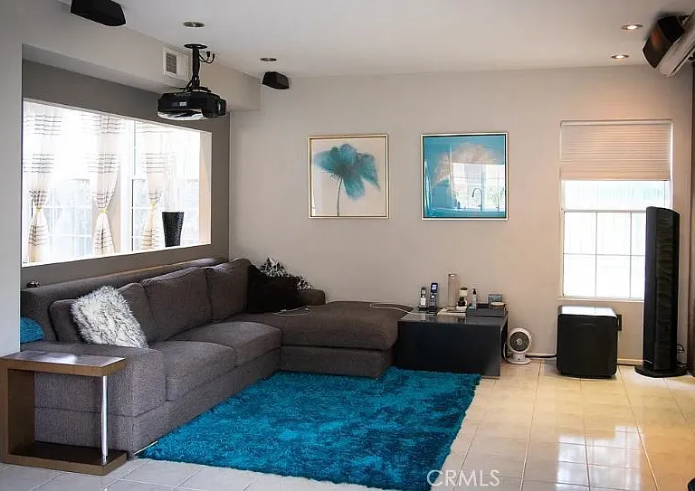 1648 Bluestone Ave — Photo 7