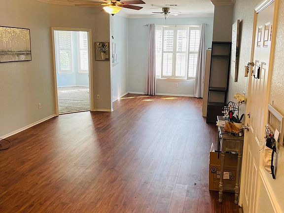 5th image of 13810 SUTTON PARK Drive #1411