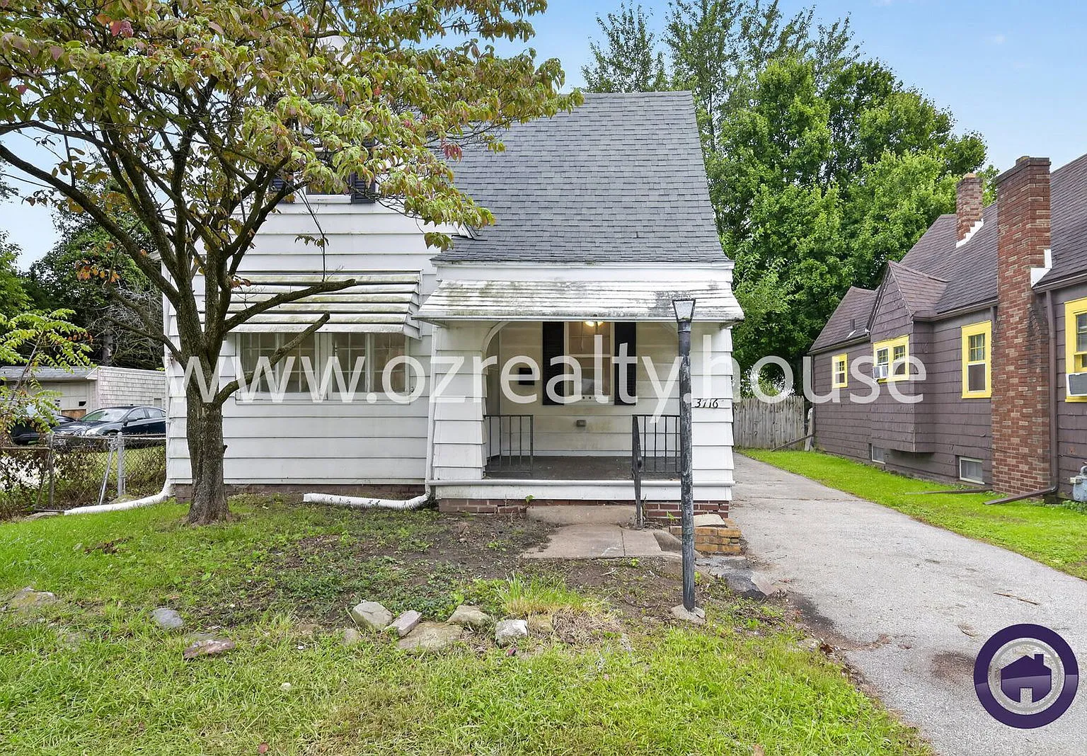3 bed, 1.0 bath, 1283 sqft, $1,295 — Photo 1